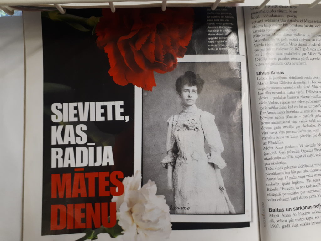 Žurnāla aptvērums ar rakstu "Sieviete, kas radīja Mātes dienu".